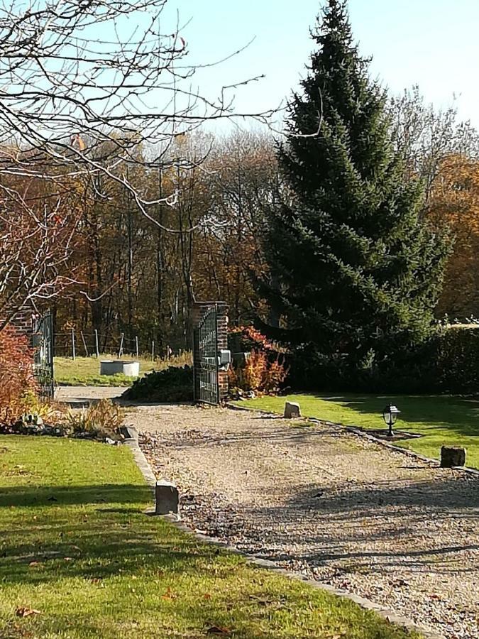 Les Gites Les Trois Chemins Pavilly Exterior foto